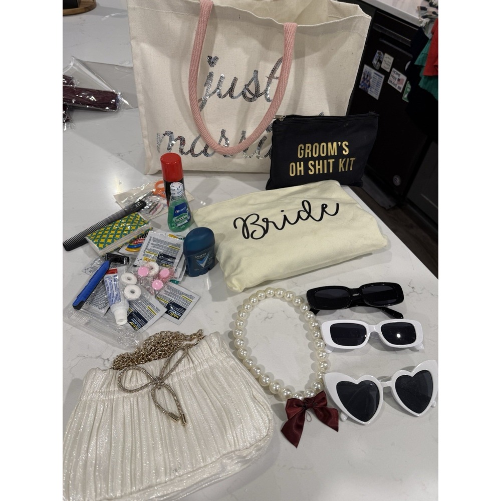 Grooms & Brides Emergency Kits Just Married Bag Pearl Dog Collar Purse glasses